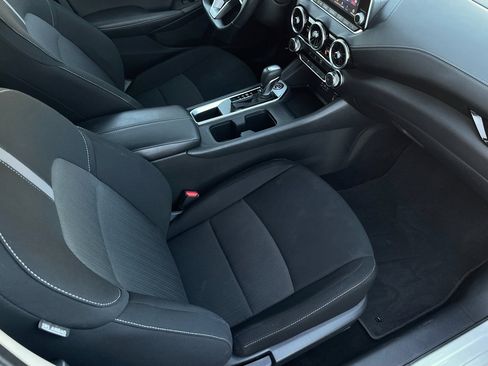 Used 2022 Nissan Sentra SV image 21