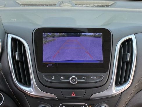 Used 2020 Chevrolet Equinox Premier AWD/4WD image 32