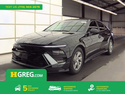 Used 2025 Hyundai Sonata SE FWD image 1