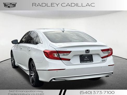 Used 2021 Honda Accord Touring image 3