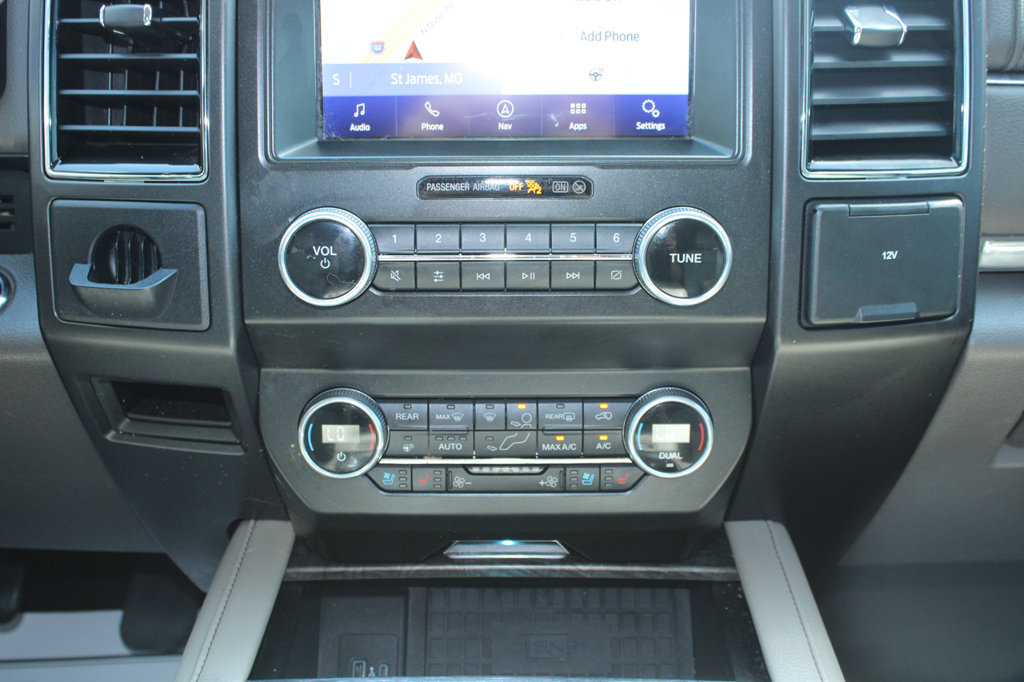 Used 2021 Ford Expedition Limited AWD/4WD image 28