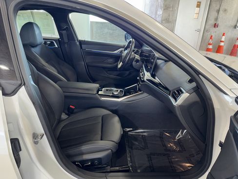 Certified 2024 BMW i4 xDrive40i image 10