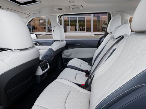 New 2026 Kia Carnival SX FWD image 18