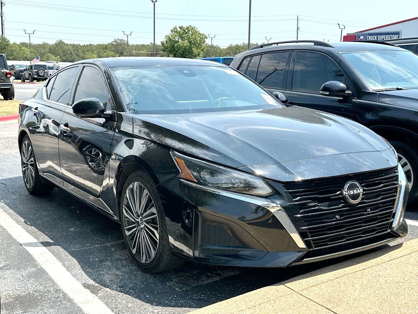Used 2023 Nissan Altima 2.5 SL FWD image 5