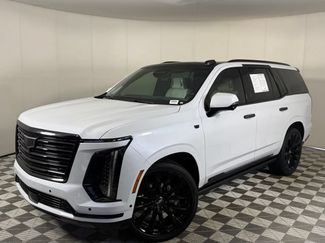Used 2026 Cadillac Escalade Platinum Luxury AWD/4WD video 2