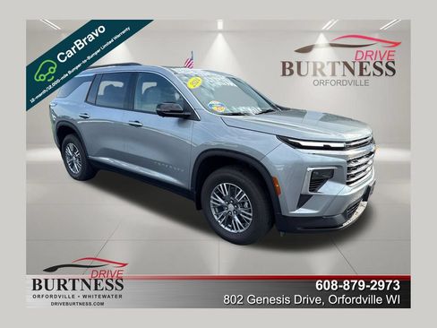 Certified 2024 Chevrolet Traverse LT w/ LPO, Floor Liner Package AWD/4WD image 1
