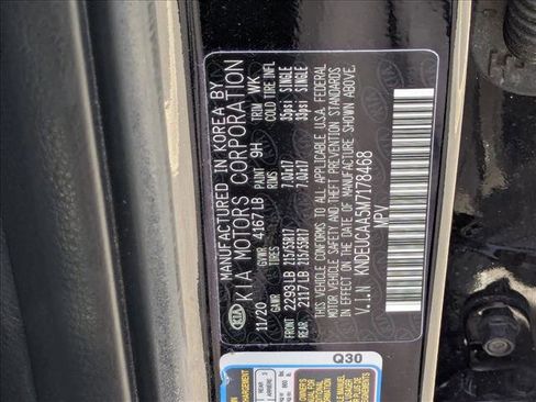 Used 2020 Kia Telluride LX image 24