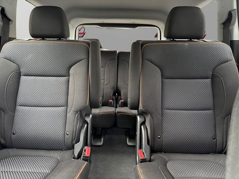 Used 2023 GMC Acadia AT4 image 20