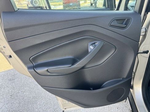 Certified 2018 Ford Escape S image 23