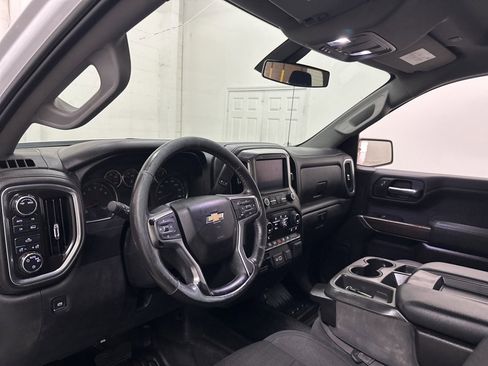 Used 2020 Chevrolet Silverado 1500 LT image 28