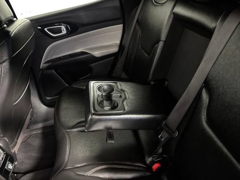 Used 2024 Jeep Compass Limited AWD/4WD image 23