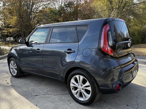 Used 2016 Kia Soul ! image 9