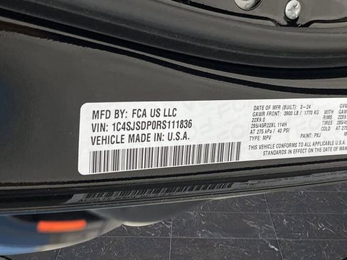 Used 2024 Jeep Wagoneer L Series III w/ Premium Group I image 44