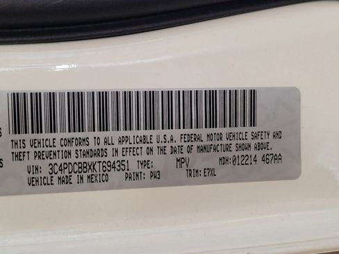 Used 2019 Dodge Journey SE w/ Premium Group image 33