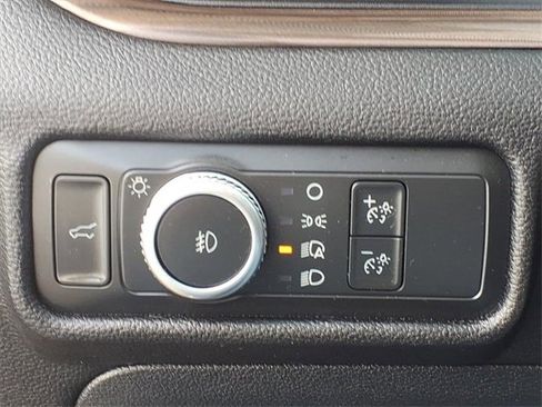 Used 2022 Ford Explorer Limited w/ Limited Technology Package image 12