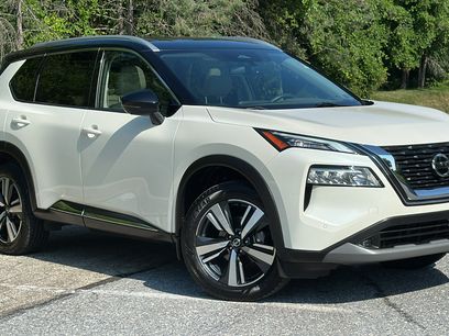 Certified 2021 Nissan Rogue SL w/ Premium Package