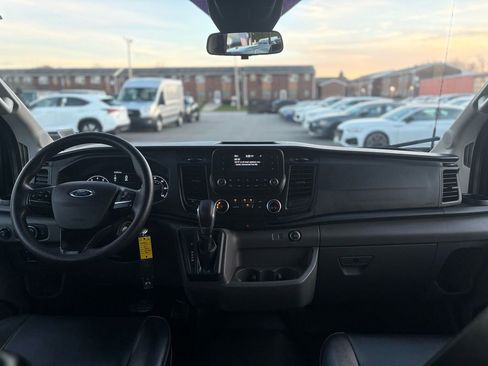 Used 2022 Ford Transit 250 Medium Roof image 20