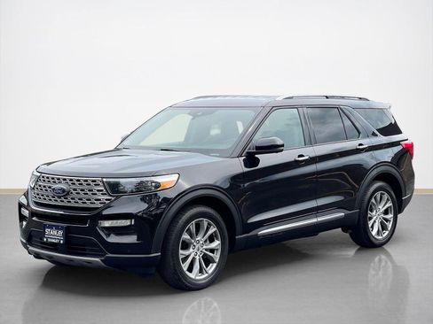 Used 2023 Ford Explorer Limited w/ Equipment Group 301A RWD image 3