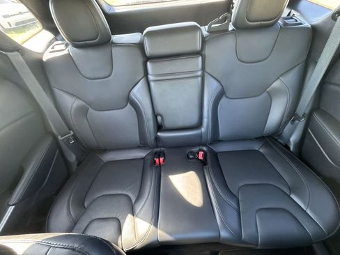 Certified 2019 Jeep Cherokee Limited image 25