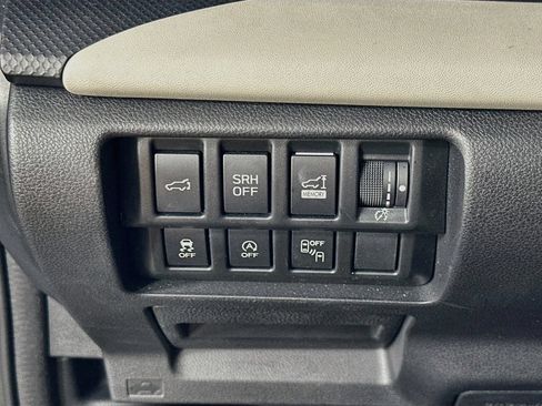 Used 2023 Subaru Forester Limited AWD/4WD image 21