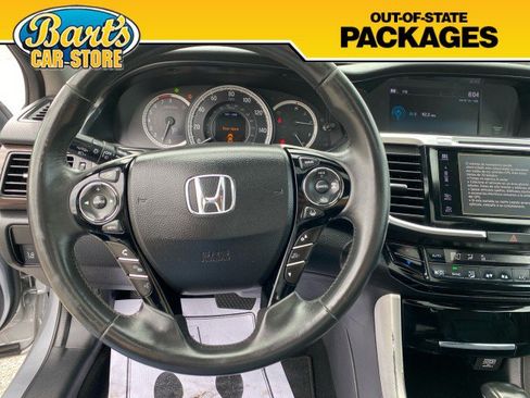 Used 2017 Honda Accord Touring image 28