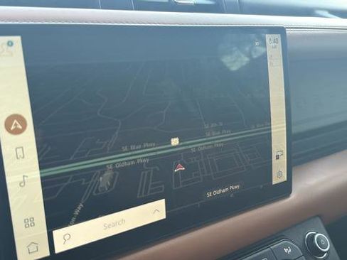 Used 2023 Land Rover Defender 130 SE image 38