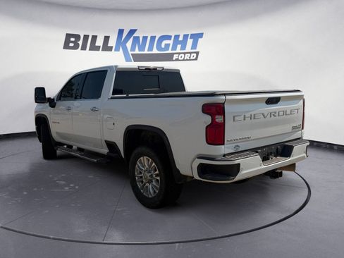 Used 2021 Chevrolet Silverado 2500 High Country w/ Safety Package II AWD/4WD image 3