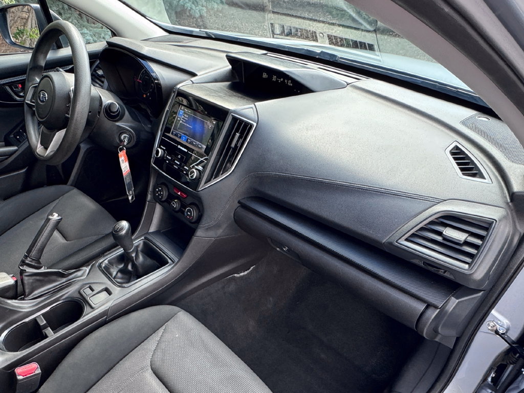 Used 2017 Subaru Impreza 2.0i AWD/4WD image 26