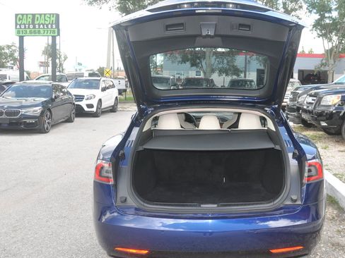 Used 2017 Tesla Model S 75 RWD image 16