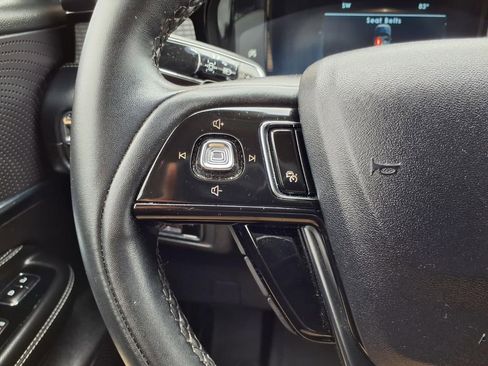 Used 2023 Lincoln Corsair FWD image 15