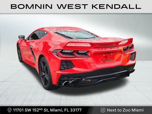 Used 2021 Chevrolet Corvette Stingray Coupe w/ Z51 Performance Package image 3