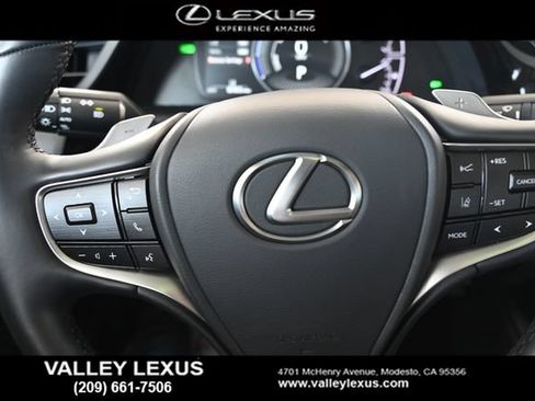 Certified 2025 Lexus ES 300h w/ Premium Package FWD image 10