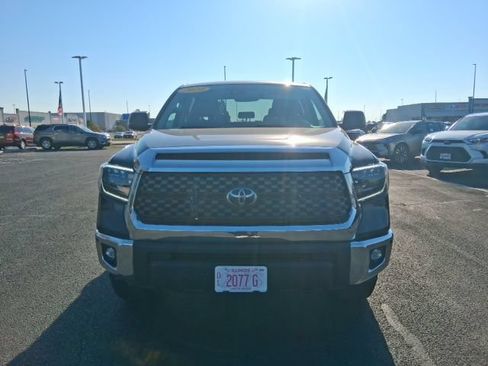 Used 2021 Toyota Tundra SR5 AWD/4WD image 4