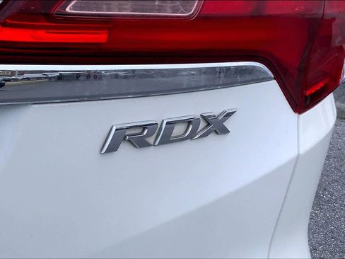 Used 2018 Acura RDX w/Technology Pkg image 9