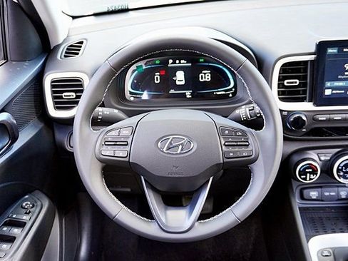 New 2026 Hyundai Venue SEL FWD image 22