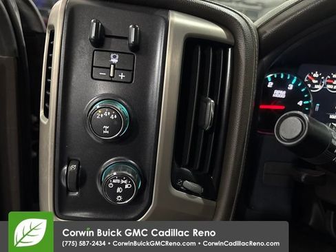 Used 2019 GMC Sierra 2500 Denali w/ Duramax Plus Package AWD/4WD image 33