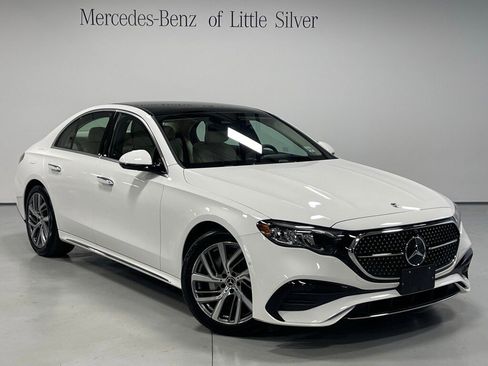 Used 2026 Mercedes-Benz E 350 4MATIC Sedan image 8