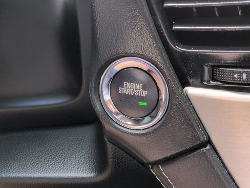 Used 2020 GMC Yukon XL Denali RWD image 27