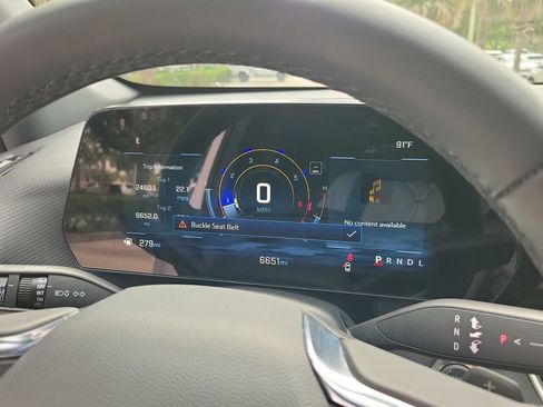 Used 2026 Chevrolet Equinox LT FWD image 20