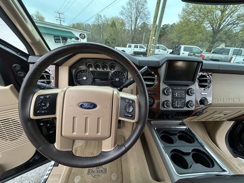 Used 2015 Ford F350 King Ranch w/ King Ranch w/Chrome Package image 17