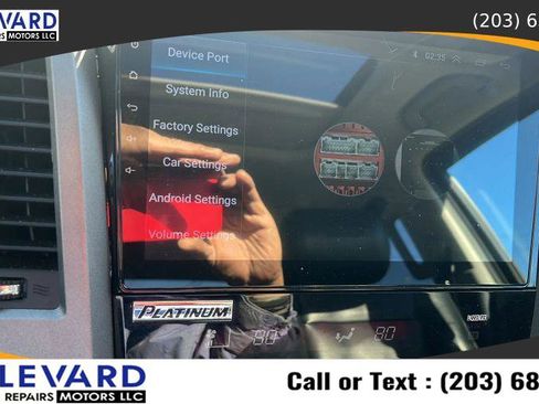 Used 2011 Toyota Tundra Limited w/ Platinum Pkg image 32