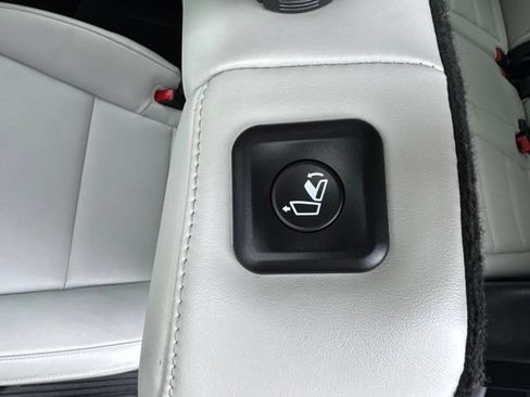 Used 2024 Kia Telluride S FWD image 39