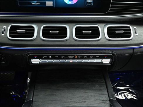 Used 2023 Mercedes-Benz GLE 450 4MATIC w/ AMG Line Exterior image 44