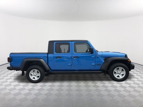 Used 2020 Jeep Gladiator Sport w/ Quick Order Package 24S AWD/4WD image 17
