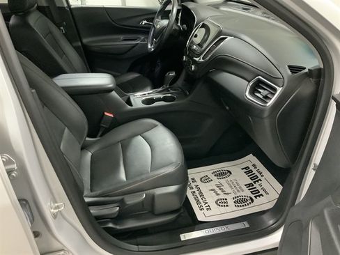 Used 2020 Chevrolet Equinox Premier AWD/4WD image 21