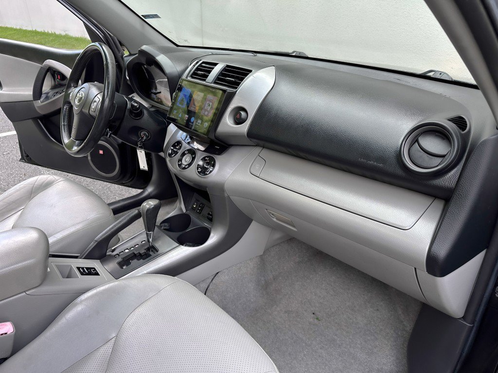 Used 2007 Toyota RAV4 Limited w/ Tow Prep Pkg AWD/4WD image 29