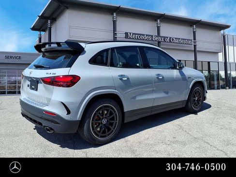 New 2026 Mercedes-Benz GLA 35 AMG 4MATIC image 3