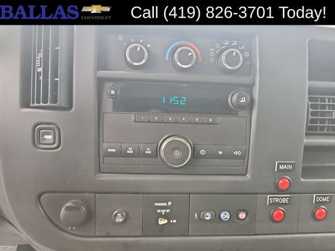 Used 2014 Chevrolet Express 2500 RWD image 13