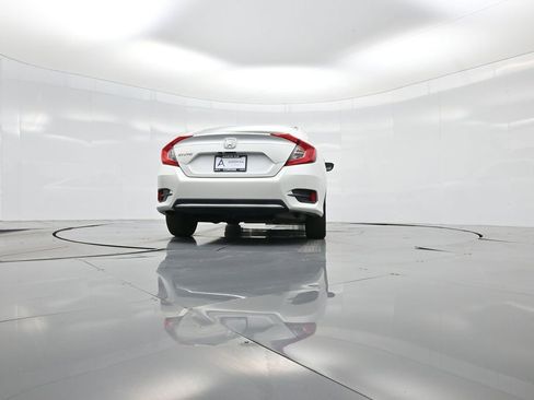 Used 2020 Honda Civic LX image 40