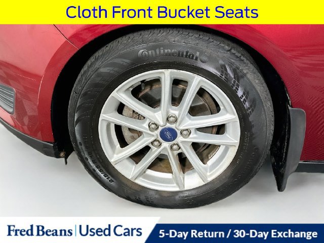 Used 2016 Ford Focus SE w/ SE Power Seat Package FWD image 34